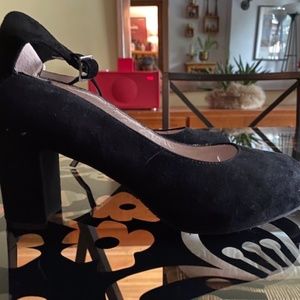 SACHA LONDON BLACK PUMPS